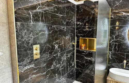 Red Roofs - 5BR Luxury - Large Gardens - EV Point - Near Edinburgh - Photo 20