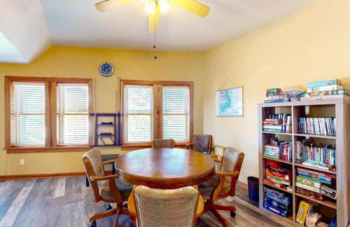 WVSIH14 TanOurFannies - Foto 11