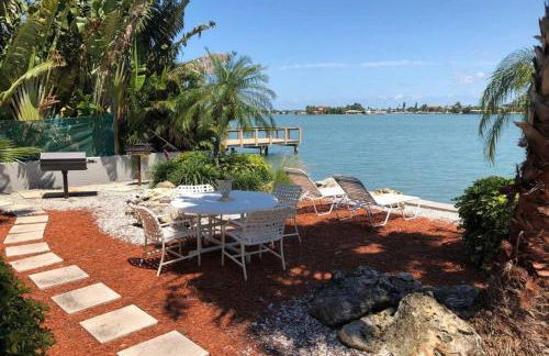 107-Waterfront-Walk to beach-Lovely - Foto 61