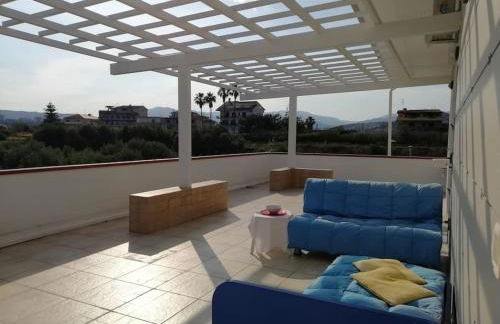 Panoramico, in villa, grande, con ampie terrazze - Foto 9