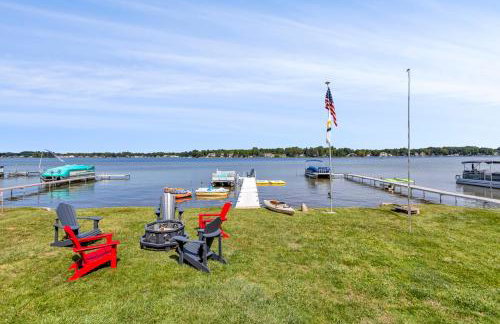 Cozy Cottage-hot tub-scenic views & private dock - Foto 2
