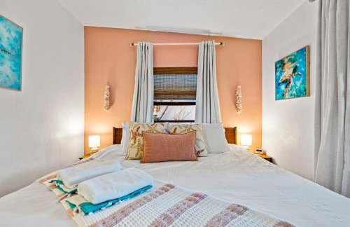 Surf Drive - Ultimate Beach Getaway for Families - Photo 20