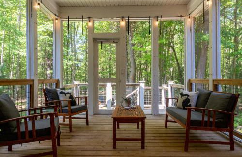 Lake Effect Lodge 3 min from Laketown Beach! - Foto 21