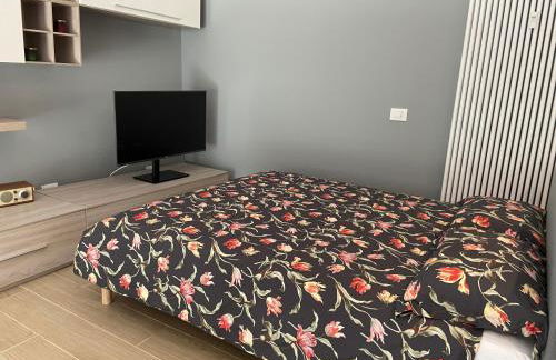 Casa di Laura mono e bilo di fronte Ospedale San Raffaele - Foto 14