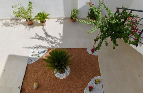 Newly Renovated-Holiday house with large garden - Foto 17