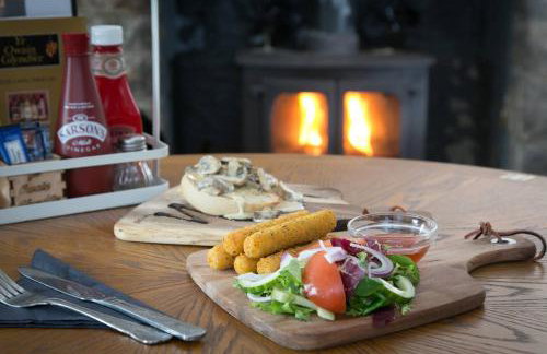 Modern en-suite room in country PubRestaurant 2 with communal kitchen - Pass the Keys - Foto 28