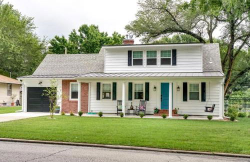 Bright and Sunny Getaway with Bikes 1 Mi to ESU! - Foto 38