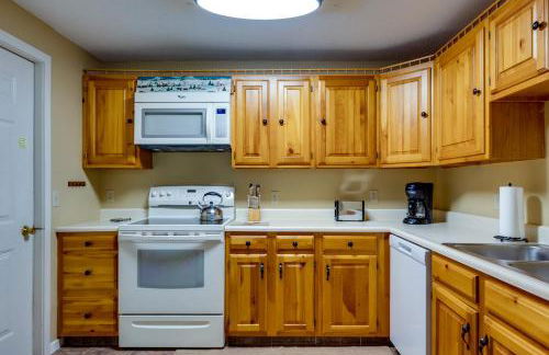 Bartlett Townhome with Balcony 1 Mi to Ski Resort! - Photo 8