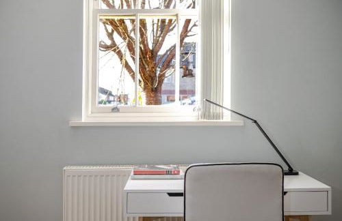 Luxurious Private One Bedroom Apartment with Sky TV, Movies & Netflix - Foto 32