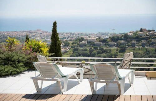 Casa Mar Blava con piscina comunitaria junto Barcelona Centro - Foto 2