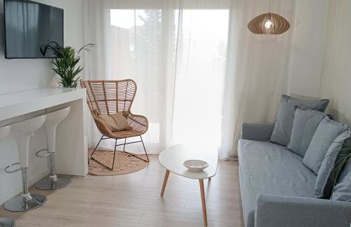 Pilea Luxury Apartments 3 - Photo 1