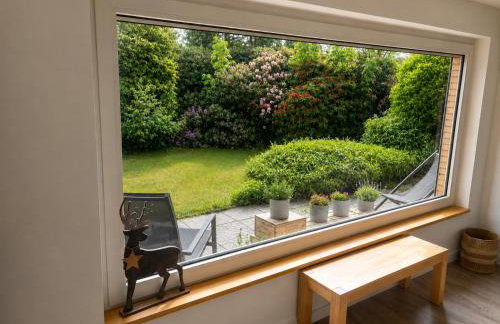 Modernes großes Haus 125qm bei Hamburg - Familien, Gruppen & Business, WiFi 100Mbit Glasfaser, Kamin, Garten 760 qm, zwei Bäder - Foto 8