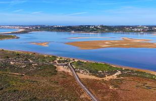 "Orange Tree Villa in Alvor - South - facing Family Villa with Private Poll" - Foto 25