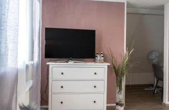 modern house with pool - 3 bedrooms 2 Bathrooms - Foto 26