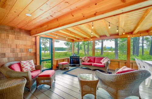 Lakefront Lovell Home with Dock Walk to Town Beach! - Foto 2