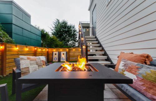 Travelers Dream, Walk to Space Needle, Firepit, cornhole - Foto 45