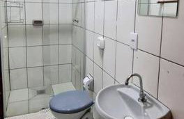 Casa privativa próximo ao centro e aeroporto. - Photo 10