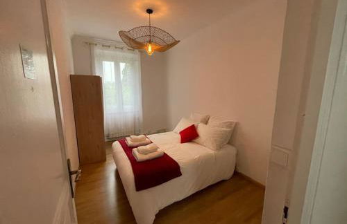 Qouei Eichi la maison fleurie PISCINE Campagne - Foto 8