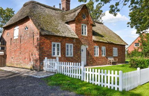 Nice Home In Emmelsbüll Horsbüll - Foto 1