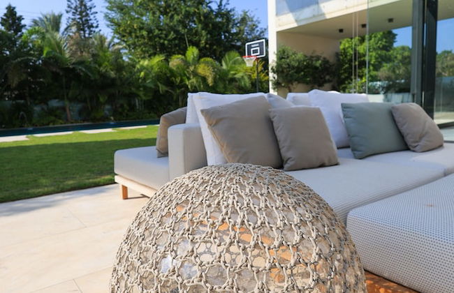 Luxurious Coastal Villa w Pool & Garden - Foto 36