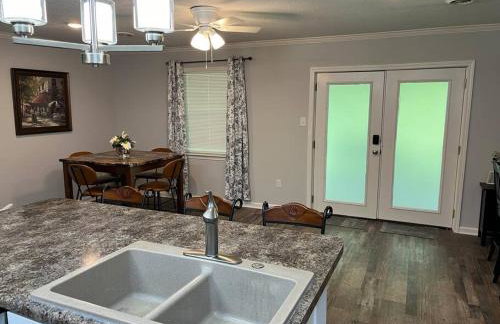 Close to Memphis NOT IN Memphis Full Kitchen - Foto 22