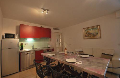 Le Vieux Port Apartments - Photo 29