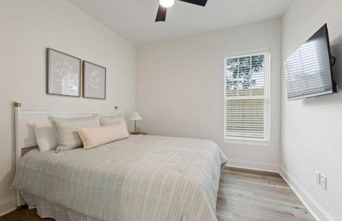 New Champion Cottage - 2BR Retreat Near Sportsplex - Foto 26