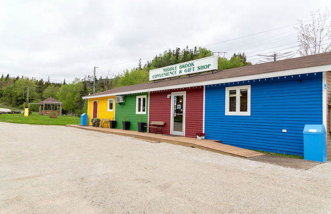 Middle Brook Cottages & Chalets - Photo 73