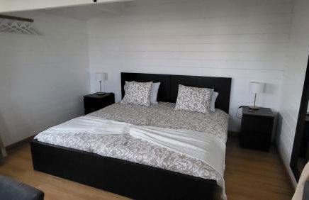 Joe & Vera's Villa - Photo 8