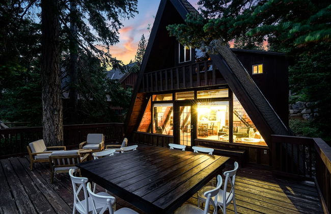 Horizon by Avantstay Stunning A-frame Cabin w Hot Tub Billiards Lake Views - Photo 34