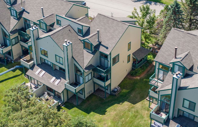 Seven Springs 2BR Loft Premium Condo, sleeps 11! by RedAwning - Foto 29