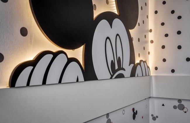 Spacious Villa With Themed Bedrooms and Private Pool - Photo 12