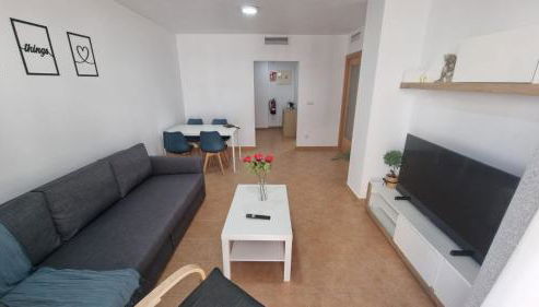 Moderno Apartamento 3 dormitorios y piscina - Photo 3