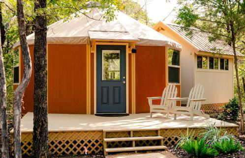 Gorgeous Glamping Yurt for a Unique Romantic Getaway near Austin - Foto 1