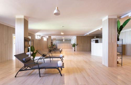 Sunset Horizon Spa Retreat by Eden Rentals - Foto 16