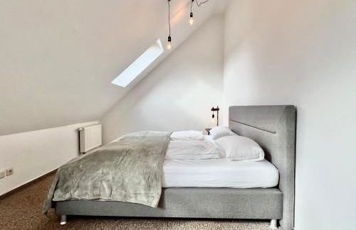 Modernes Apartment mit Blick zur Elbe - Foto 4