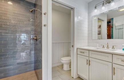 Family Tides by Bayley Vacation Rentals - Photo 40