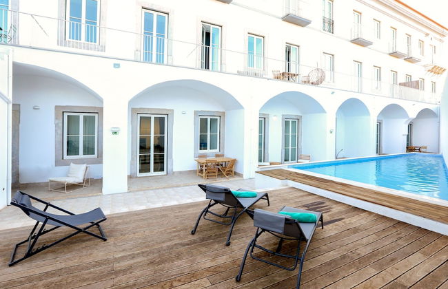 Beach Waves Apartment - Photo 9