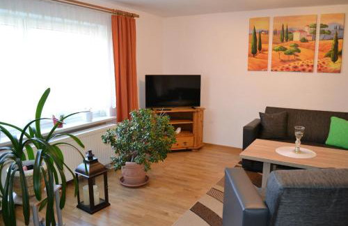 Ferienhaus mitten in der Natur, separater Eingang, Garten - Foto 13