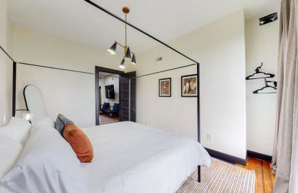 Stylish 2nd Floor Apartment with Pool Table Office Space near Churchill Downs - Foto 17