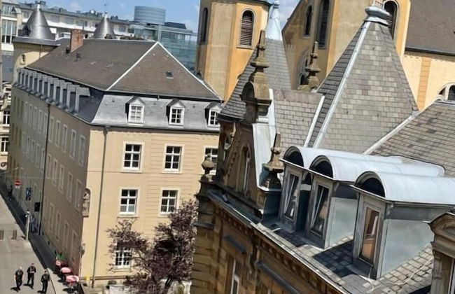 1 bedroom in the Heart of City Center - Photo 17