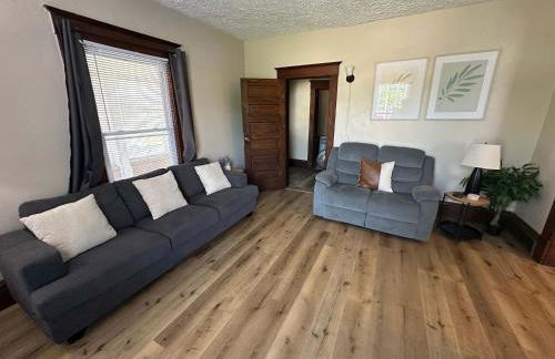 Charming 4BR Westside Home in Beer City USA - Foto 1