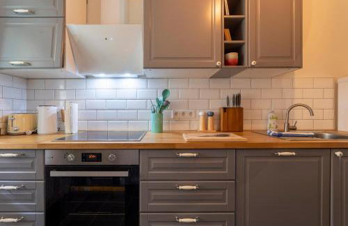 Suite-Dreams Apartment - City - Photo 14