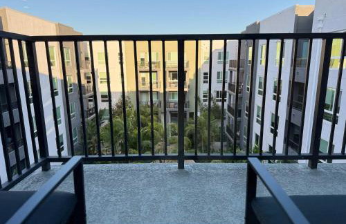 Premium Stay 10 Min From Disneyland With Pool & GYM - Foto 11