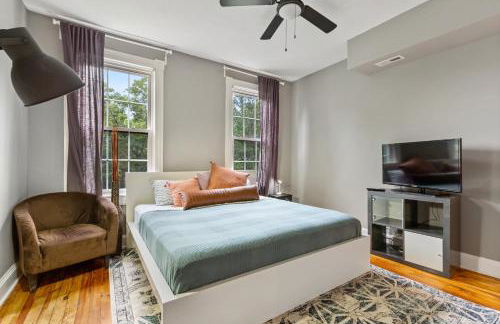 Pristine Townhouse With Rooftop Deck Near Canton! - Foto 8