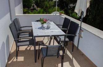 Apartments Yucca - Photo 7