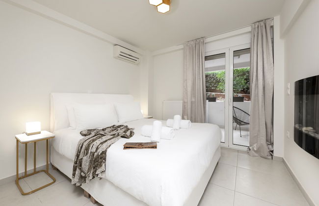 Mystique One Bedroom Apartment by BluPine - Foto 3