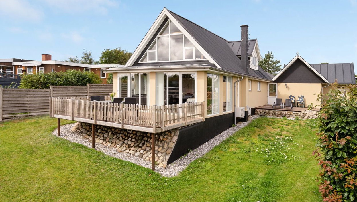 "Dagne" - 400m to the fjord - Photo 1, House