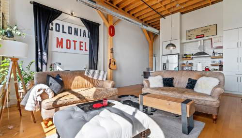 The Goatel - 1 bdrm apartment - Photo 3