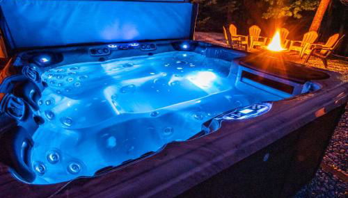 Massive Log Chalet with Hot Tub - Foto 4